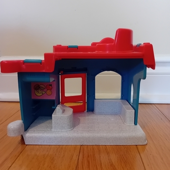 Vintage 1998  Fisher Price Little People Main Street Restaurant Playset - Picture 6 of 10